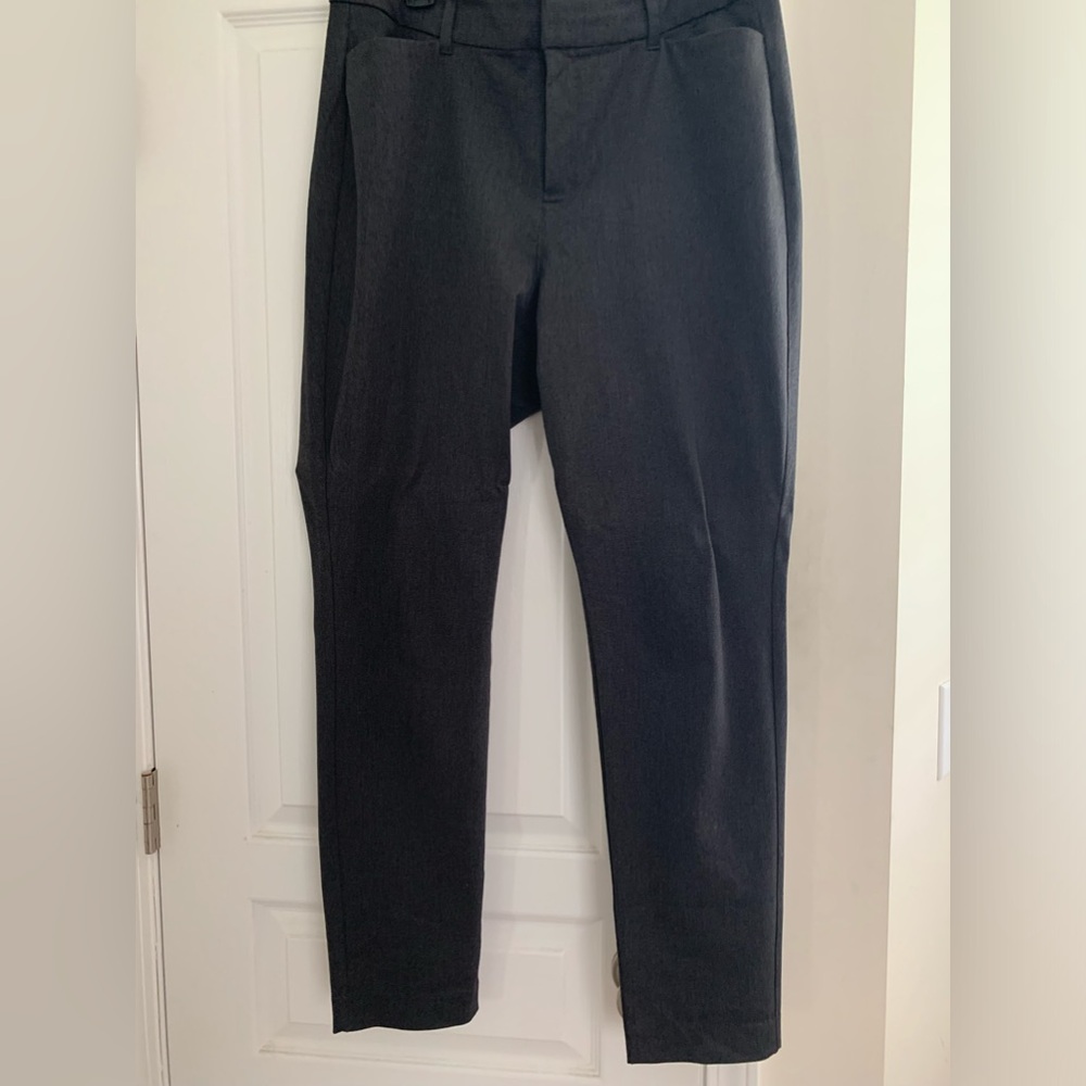 Women’s Old Navy pixie pants.